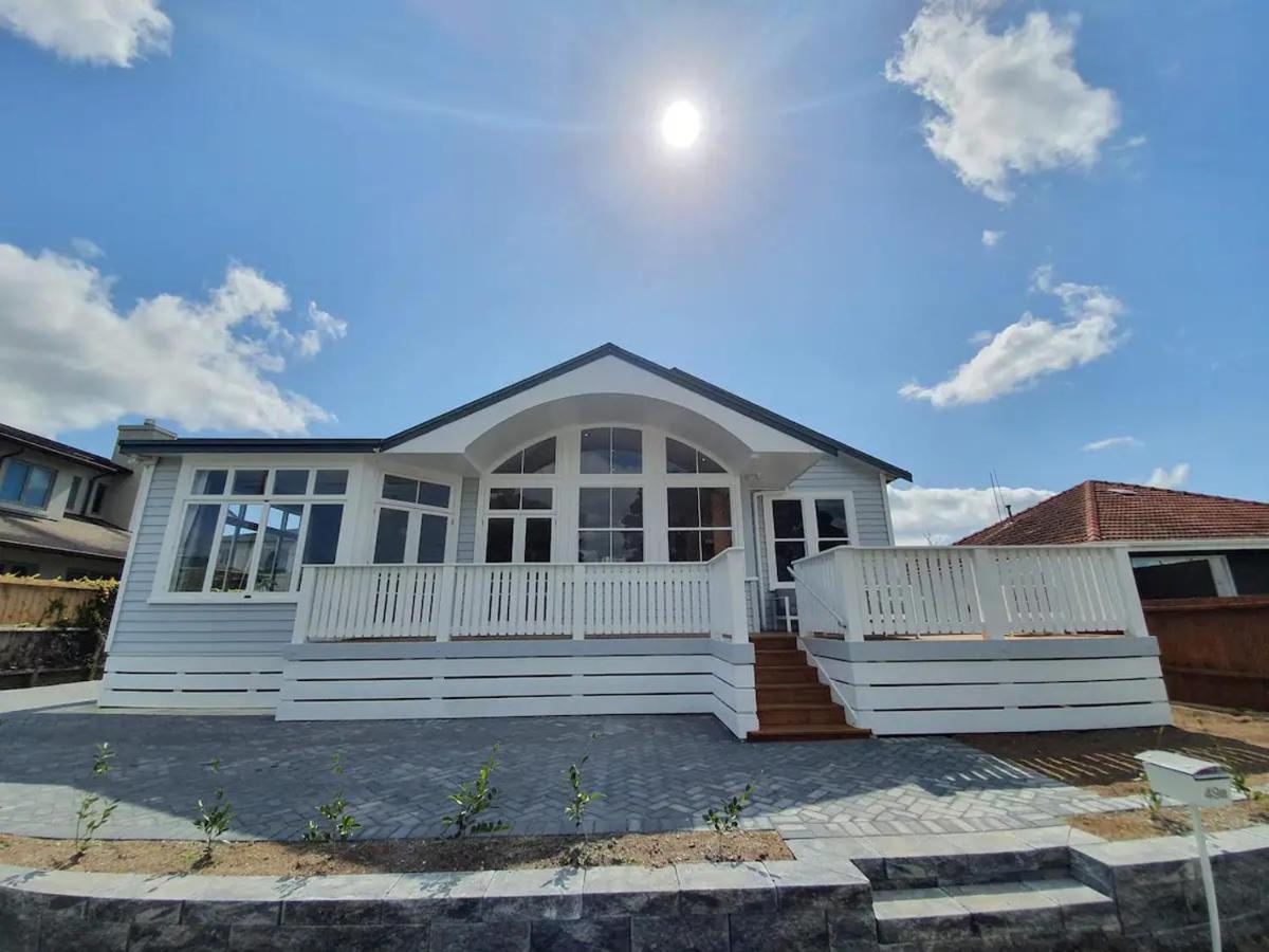 Tauranga - Big, Beautiful Villa On The Water! المظهر الخارجي الصورة